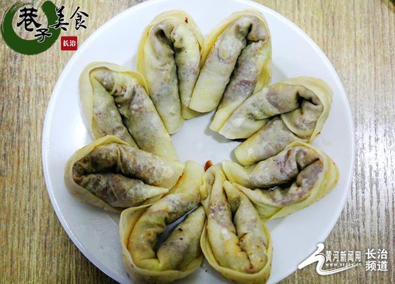 近年来，随着市场竞争日益激烈，“餐饮加盟”成为了许多创业者进入餐饮行业的快速通道。
